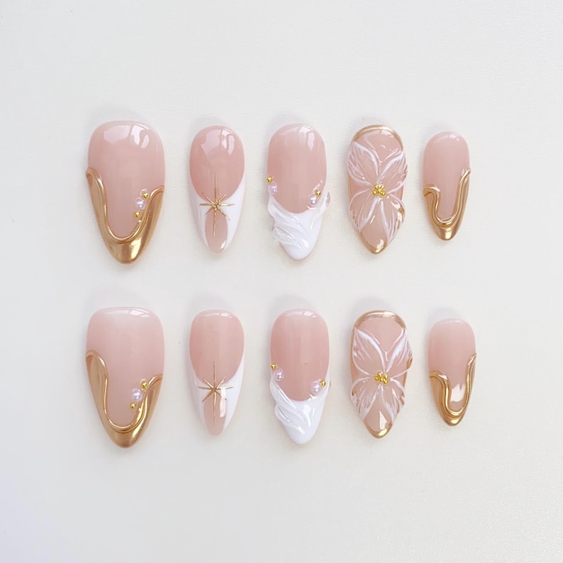 3D Flower Press On Nails: Gold Chrome, Short Almond, White French