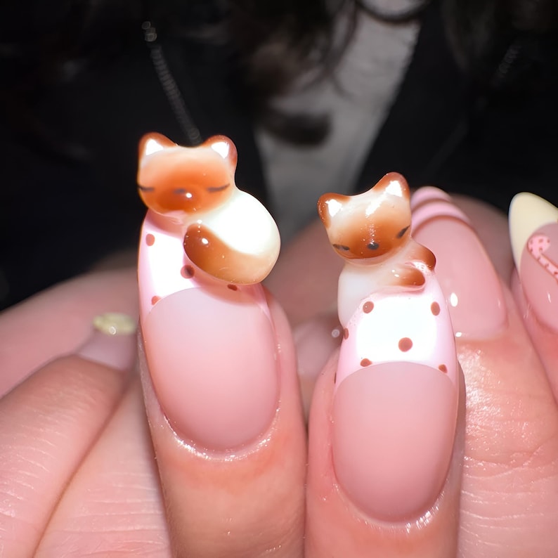 Hand-Painted Siamese Cat Musical Press-On Nails: 3D Romantic Set