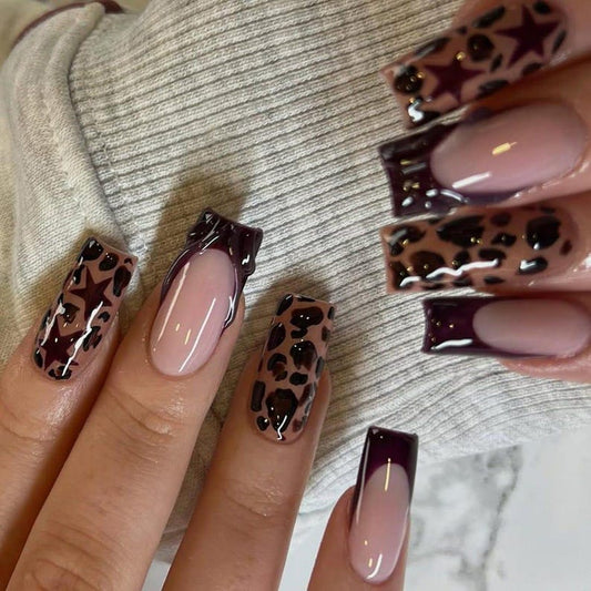 Faux ongles autocollants léopard bordeaux | Faux ongles à motif étoile cerise foncée | Ongles réutilisables personnalisés Y2K Baddie à bouts français carrés longs